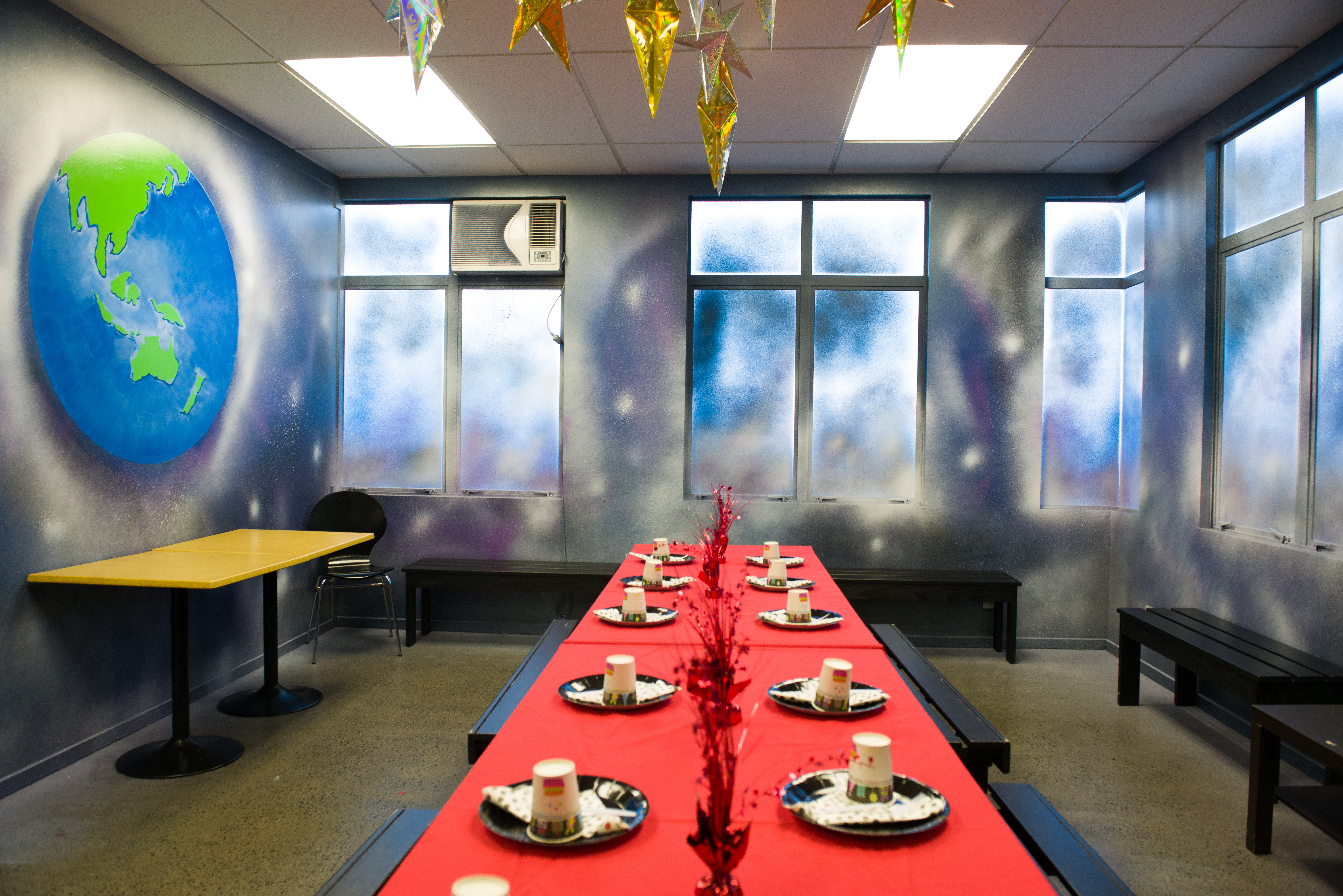 a.Space Room Globe